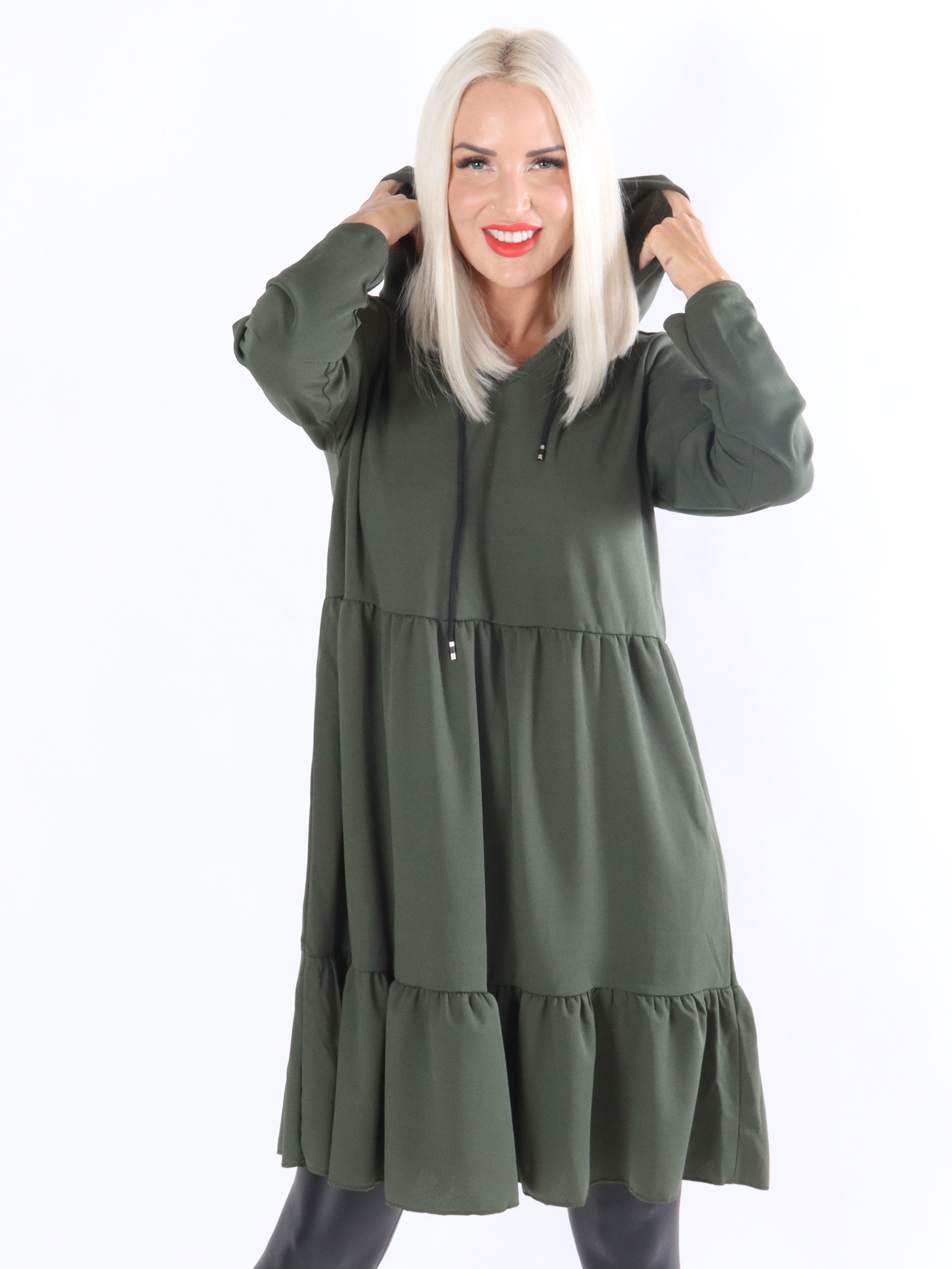 Marianna - Hoodie kjole med lag på lag look